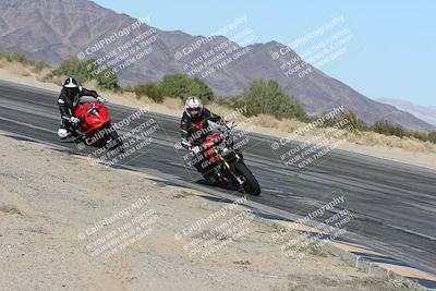 media/Dec-01-2025-Moto Forza (Mon) [[2daa91e15f]]/2-Intermediate Group/Session 4 (Turn 10 Inside)/